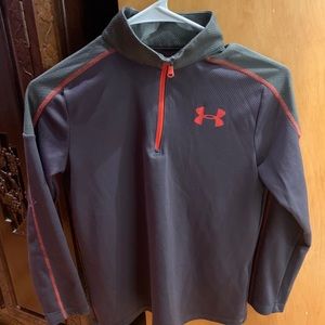 Under armor 1/2 zip gray shirt